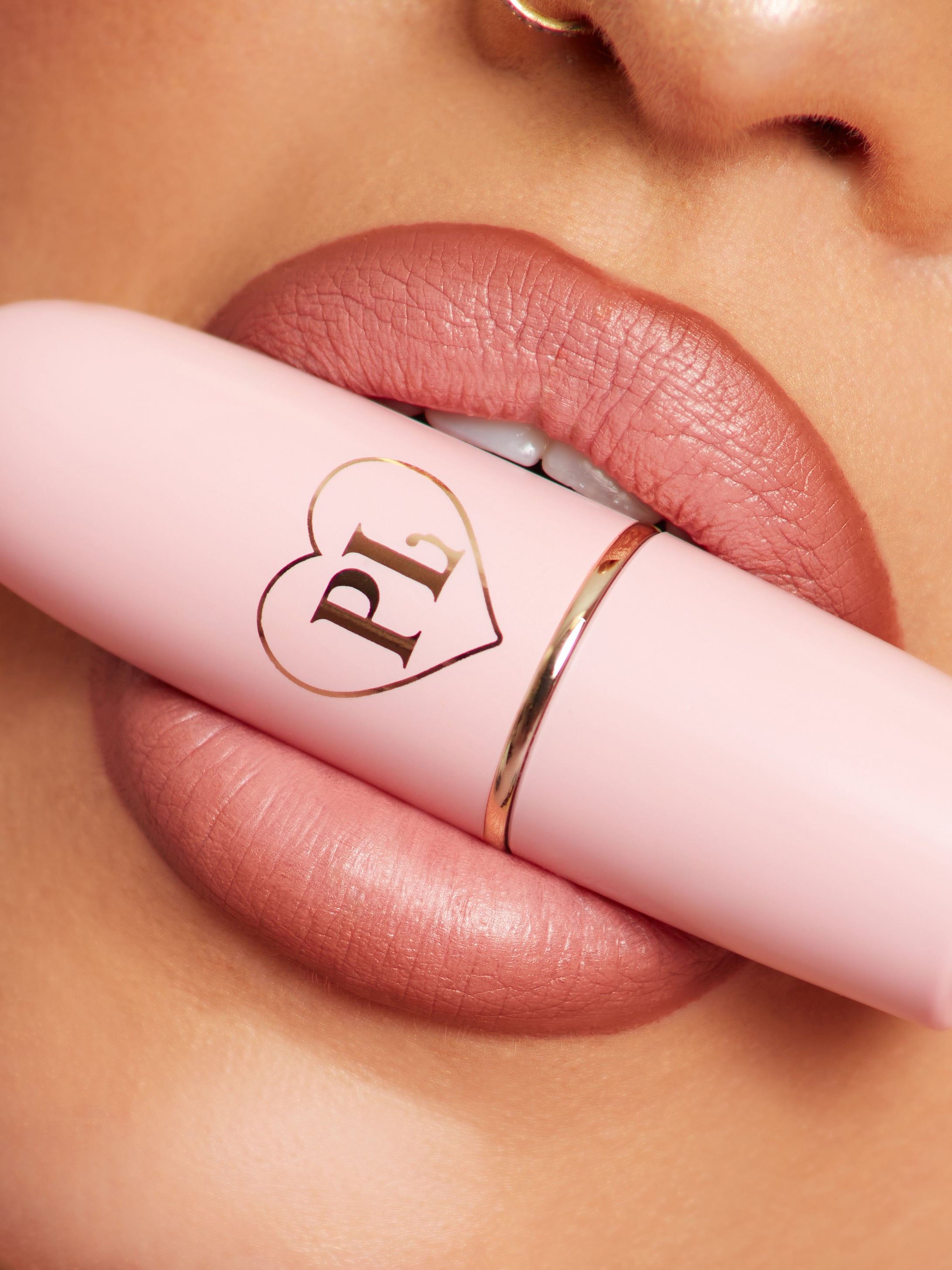 Kiss and Makeup Lipstick & Lip Liner Kit