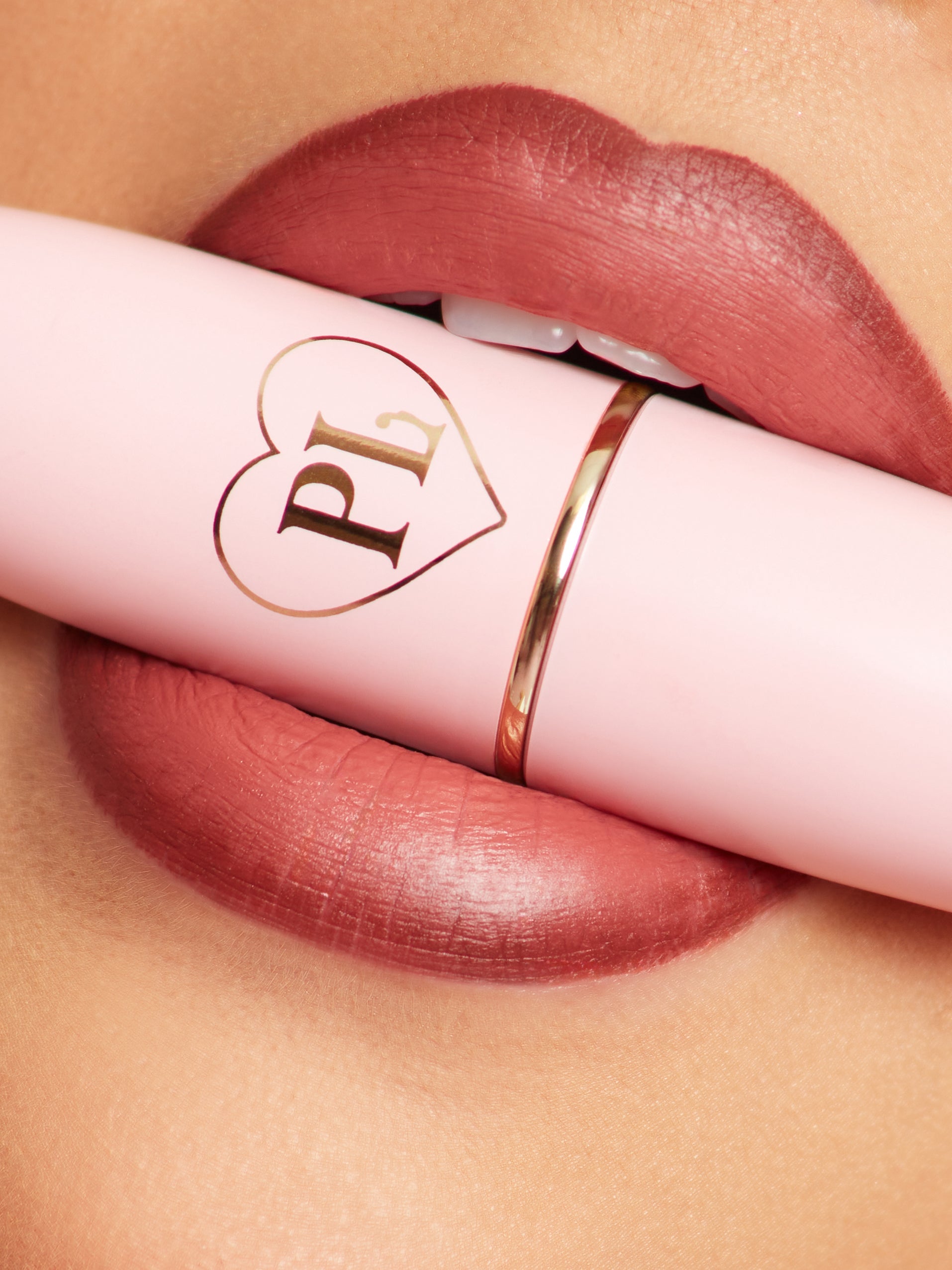 Kiss and Makeup Lipstick & Lip Liner Kit