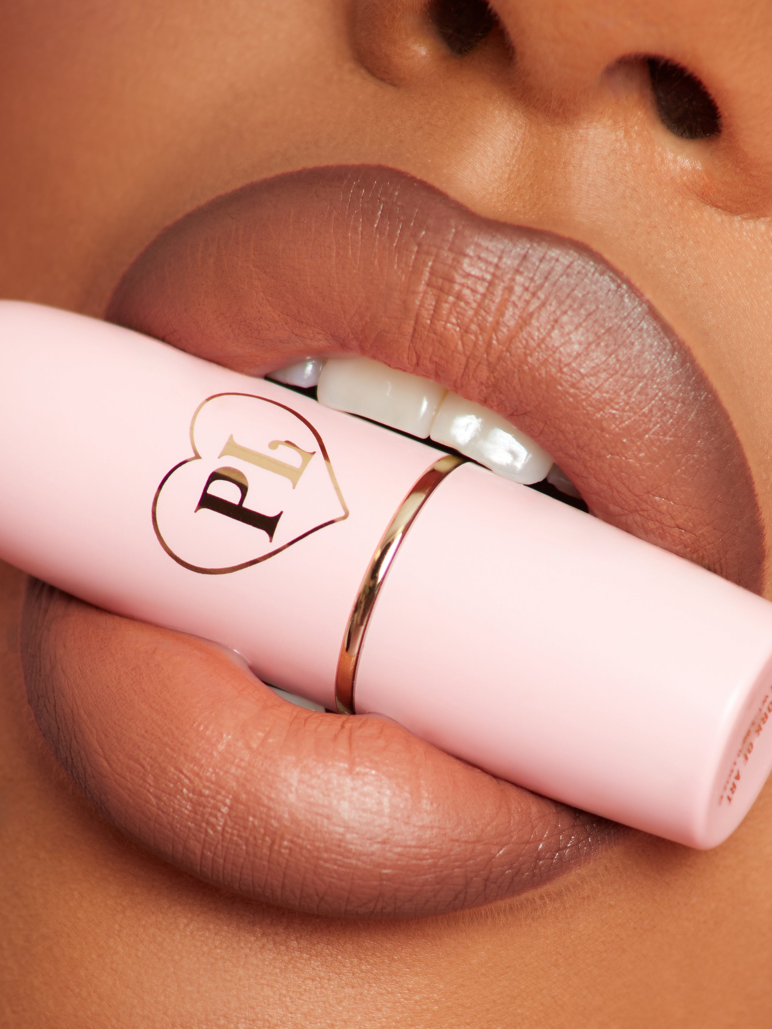 Kiss and Makeup Lipstick & Lip Liner Kit